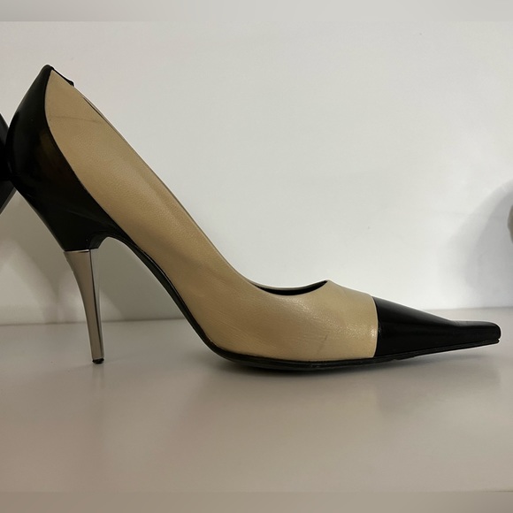 Authentic Classic CC Pumps - Picture 8 of 14